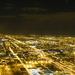 Chicago nyugati látképe éjszaka a Sears Toronyból