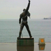 Freddie Bronzestatue rueckansicht